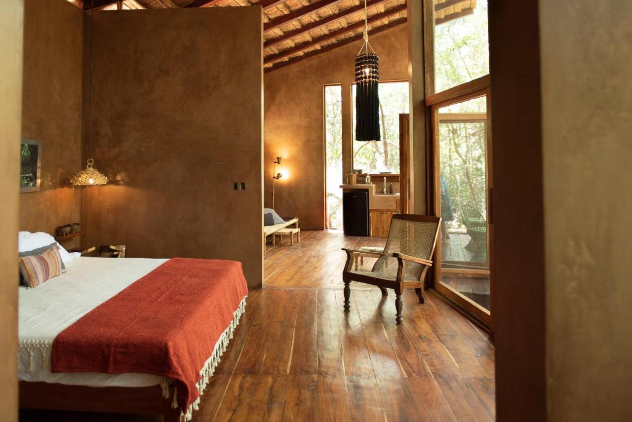 Ojo De Arbol, Boutique Cabin In The Real Jungle トゥルム エクステリア 写真