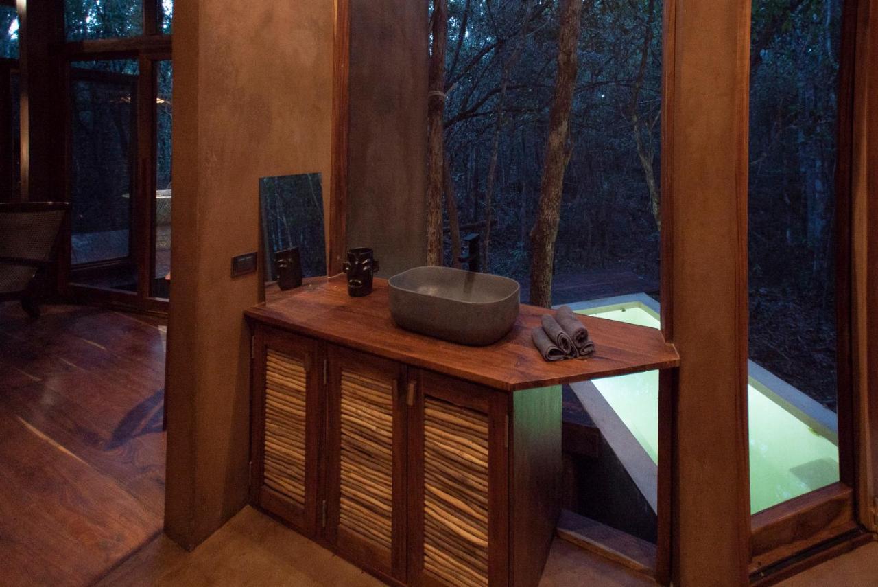 Ojo De Arbol, Boutique Cabin In The Real Jungle トゥルム エクステリア 写真